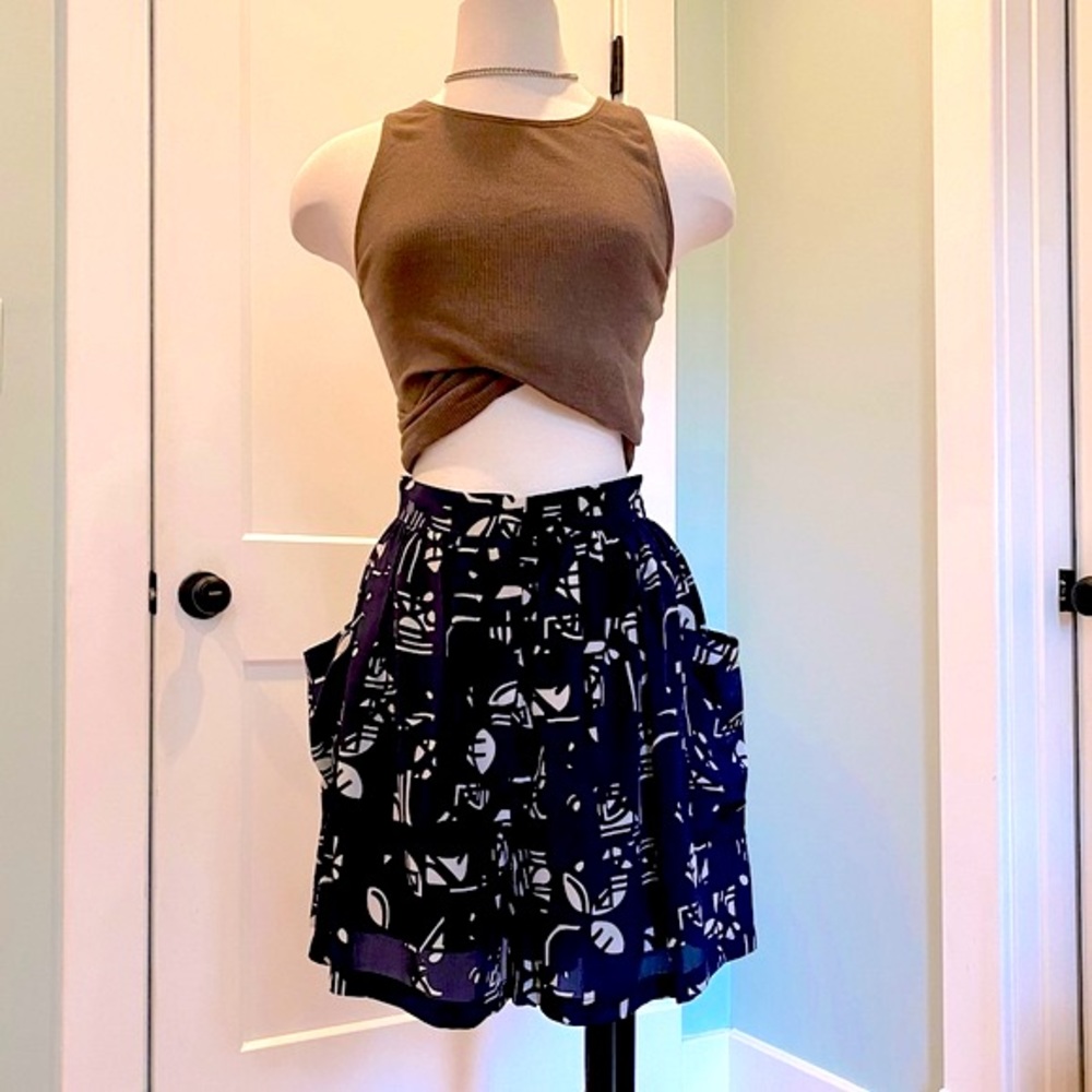 Funktional (Anthropologie) Silk Skort / Wide Leg Bermuda Shorts - Size 4